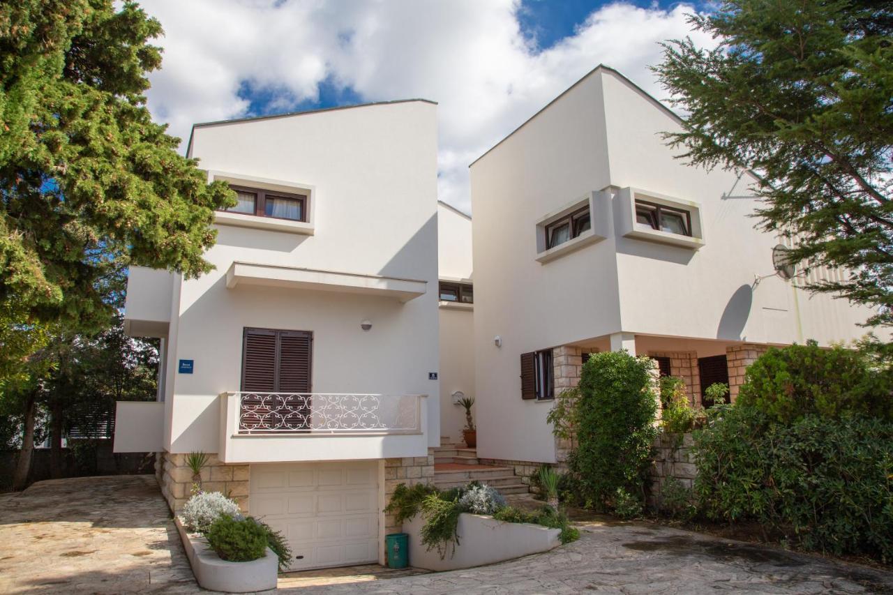 Apartment House Emilija
